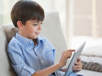 درمان وابستگی کودک و نوجوان به فضای مجازی